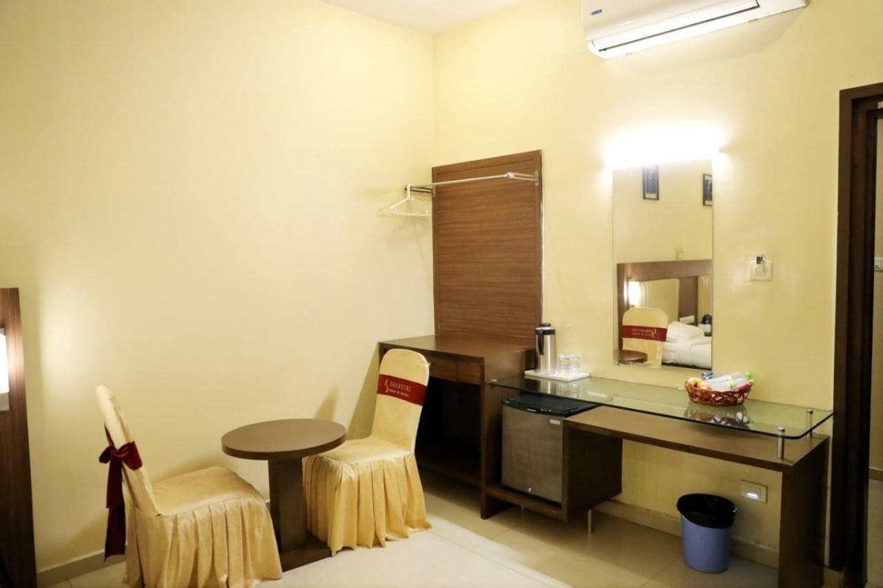 Hotel Swagath Grand Nagole Hyderabad Luaran gambar